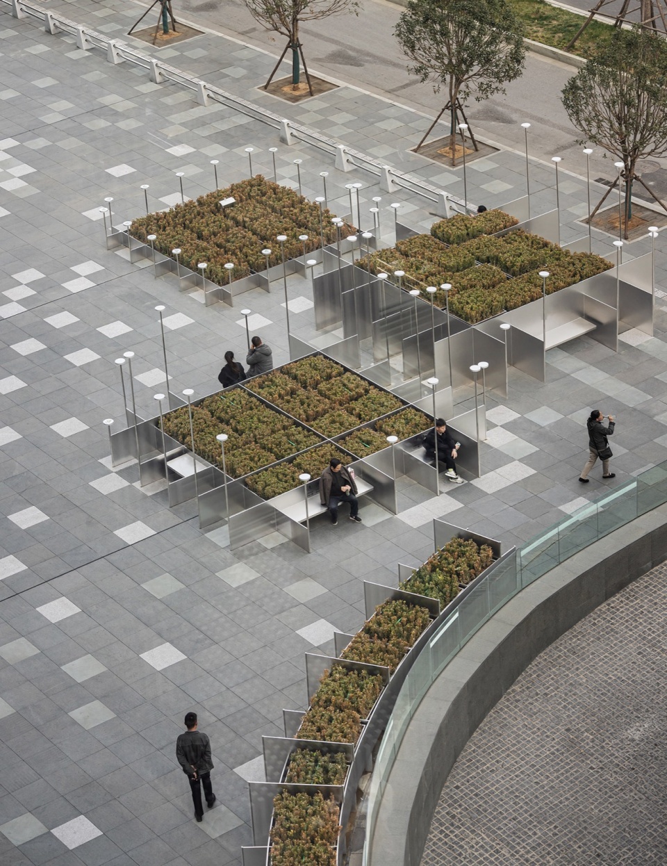 nanyang wanyue city square sculptures by one plus partnership
