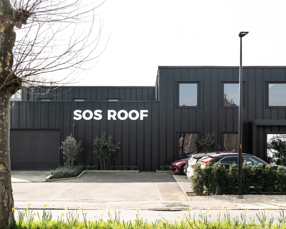 sos roof headquarters by objekt