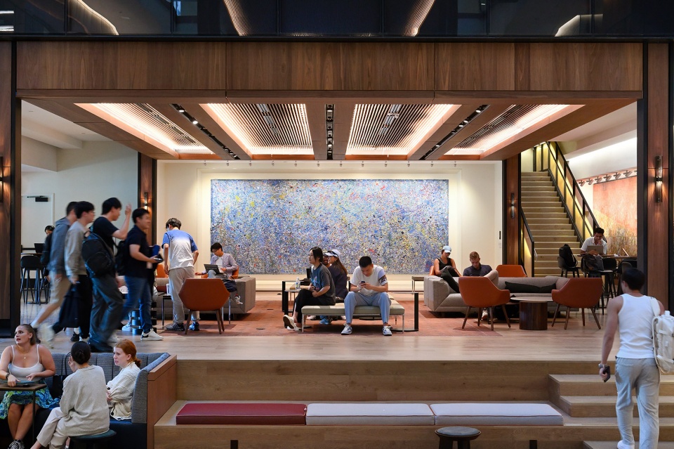 the johns hopkins university bloomberg center by rockwell group