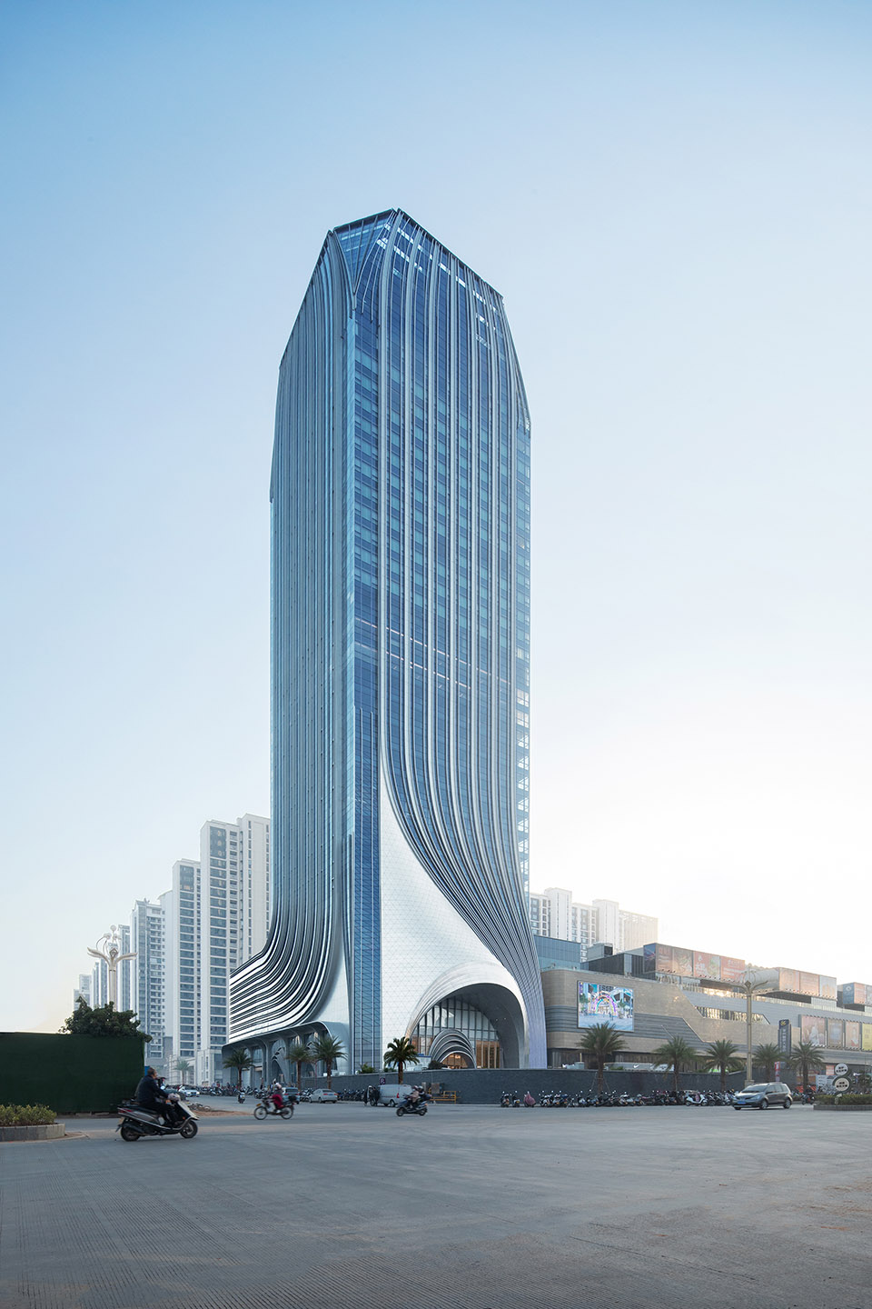 panzhou internatuinal hotel by shing partners design group