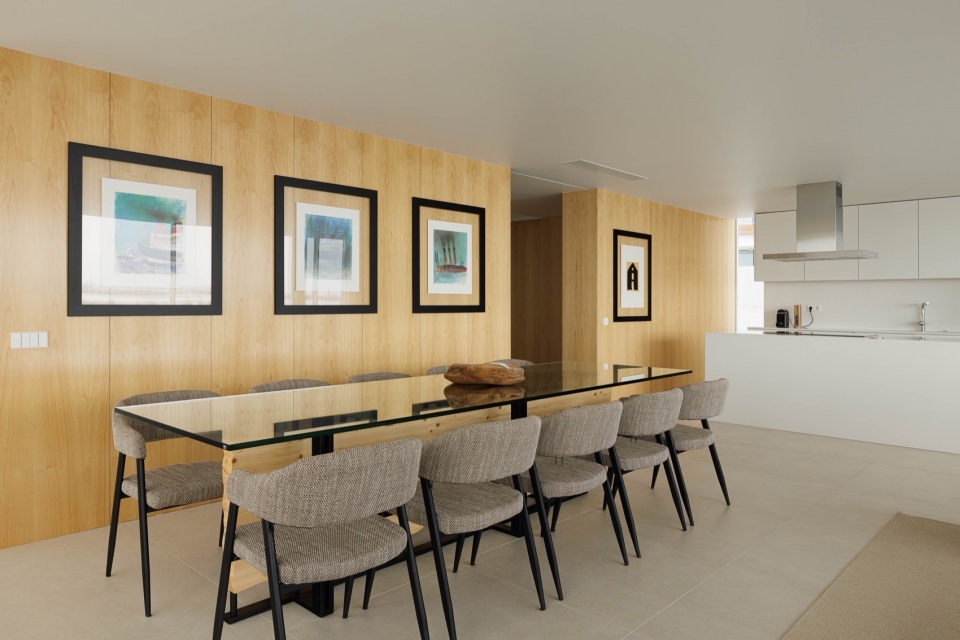 JD2 house by Rui Rosmaninho