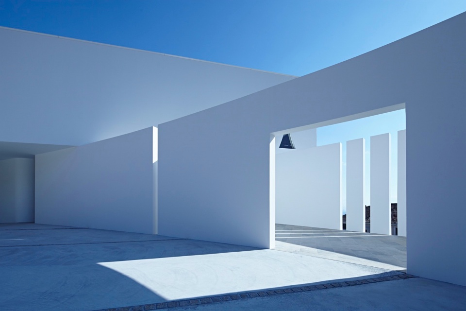 stone garden by eastern design office