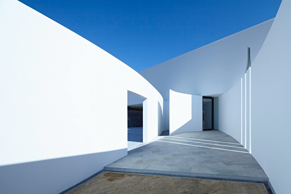 stone garden by eastern design office
