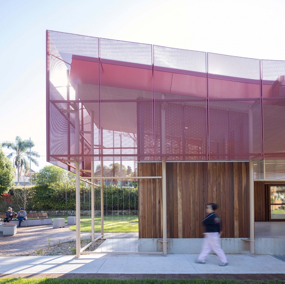 hurlstone memorial reserve community centre by sam crawford architects