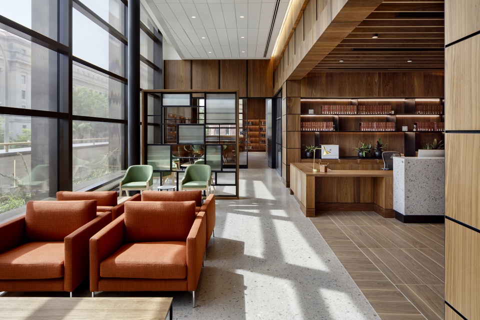 the johns hopkins university bloomberg center by rockwell group