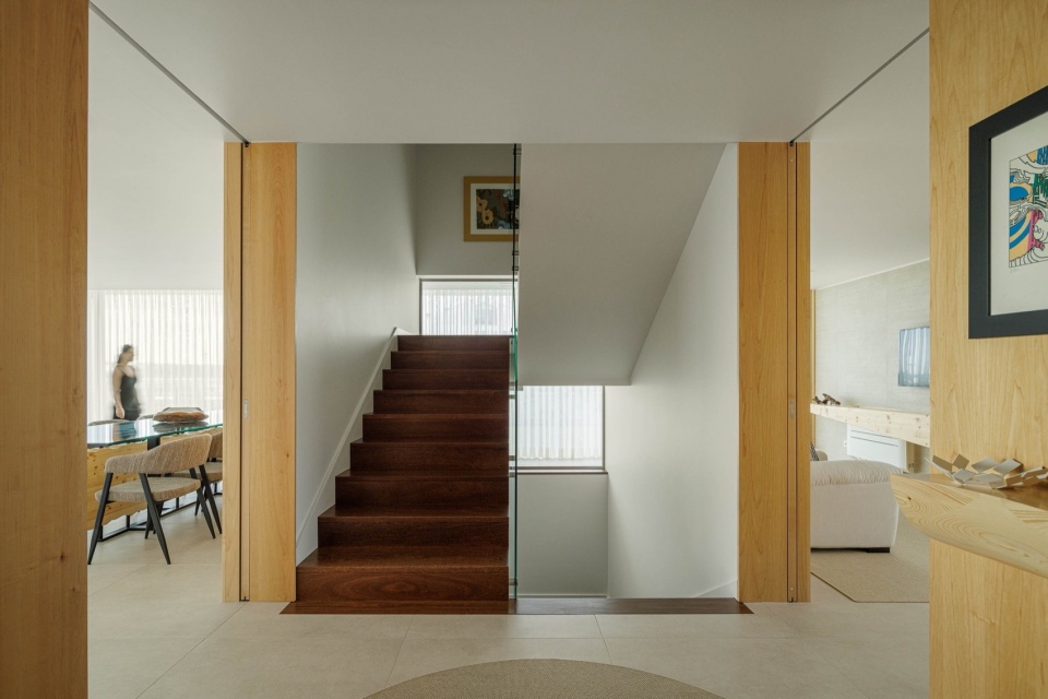 JD2 house by Rui Rosmaninho