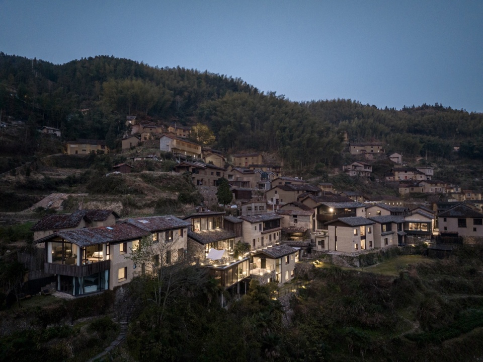 Songyang Stray Birds Art Hotel Meng Fanhao line studio