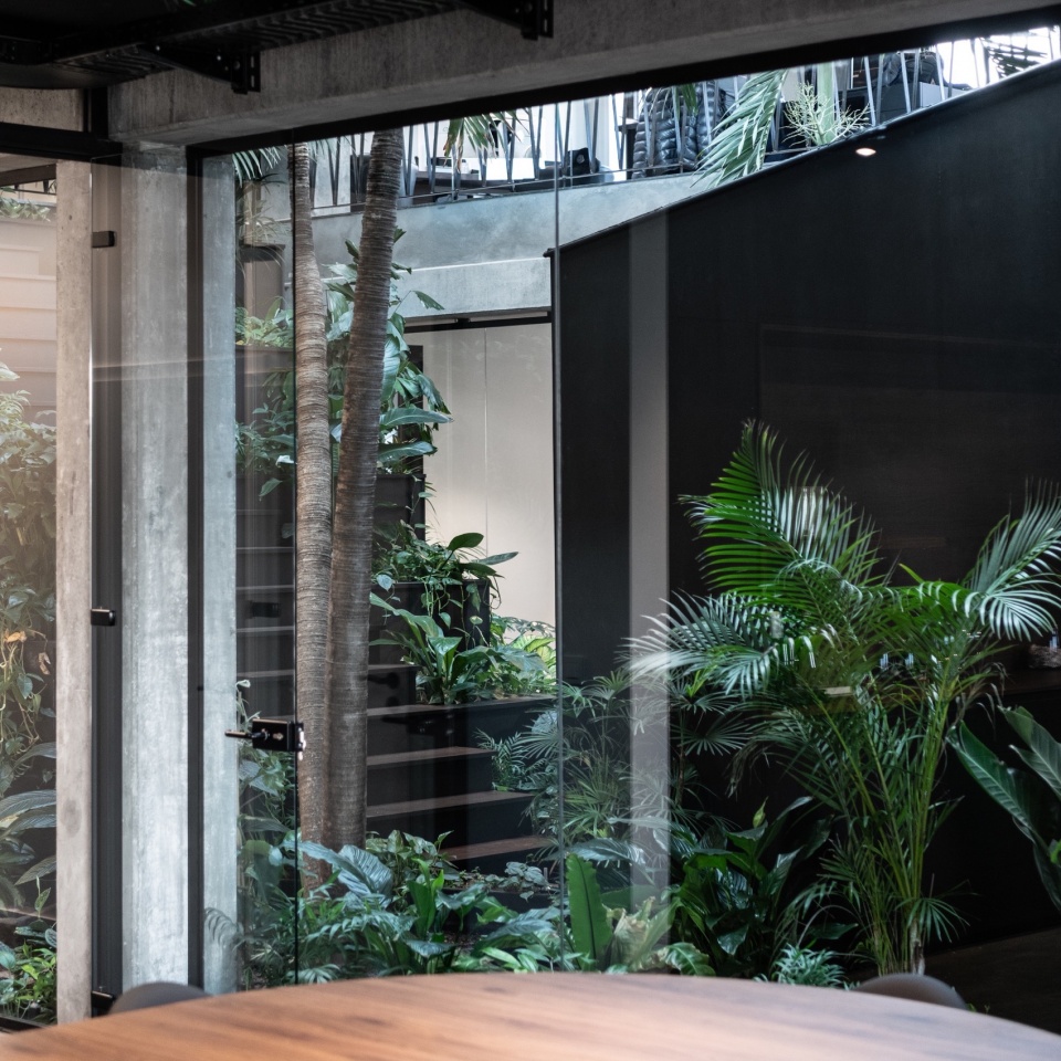 sos roof headquarters by objekt