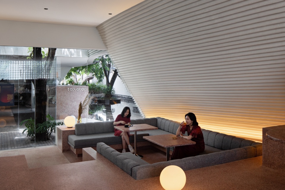 Tanatap Wall Garden RAD ar