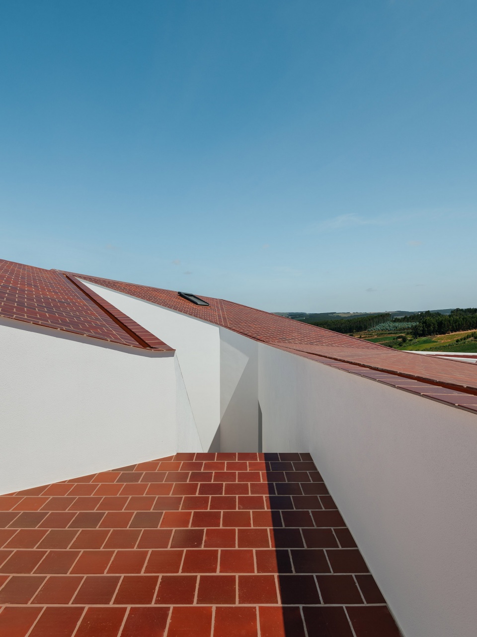 valley house by volume architecture lisbon studio