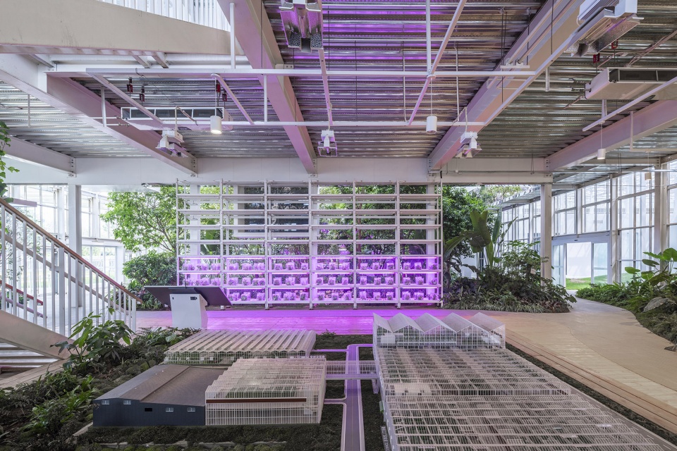 vertical farm beijing by van bergen kolpa architects