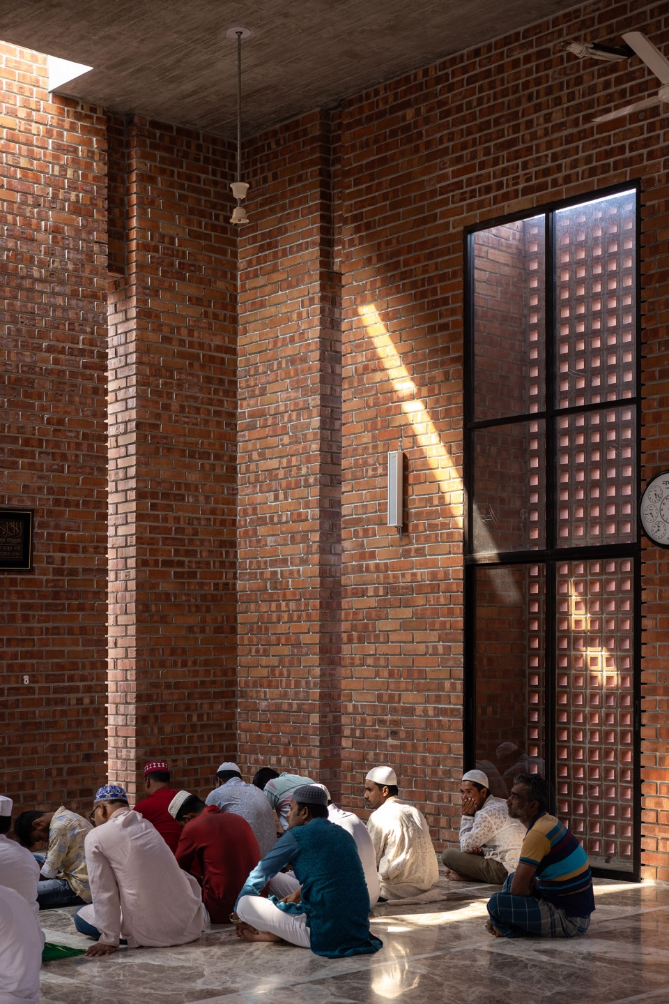 bait ur raiyan mosque by cubeinside