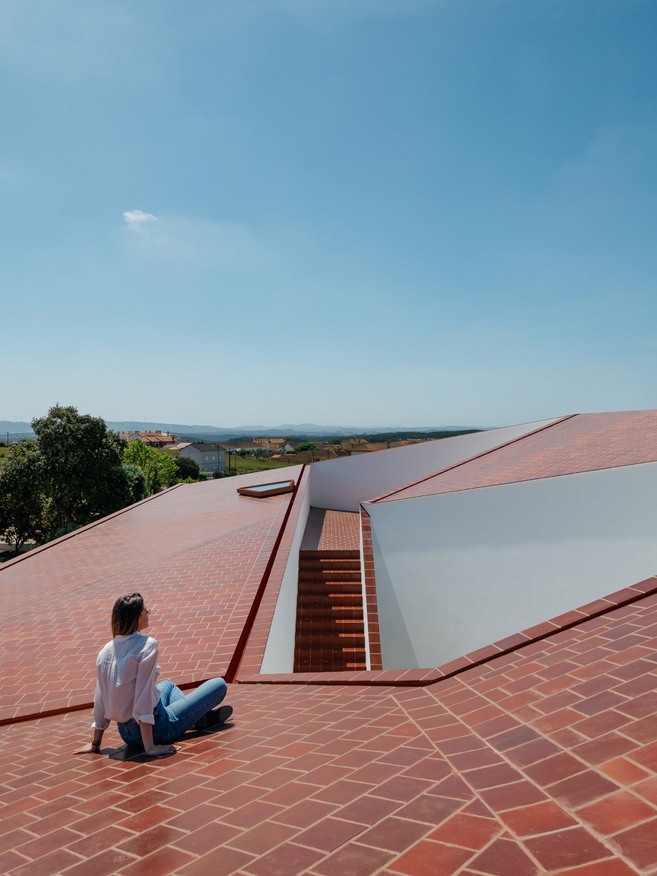 valley house by volume architecture lisbon studio