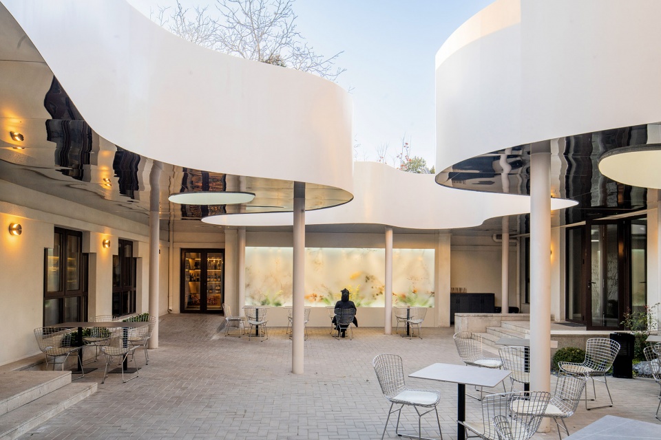 courtyard 35 a world apart by way studio