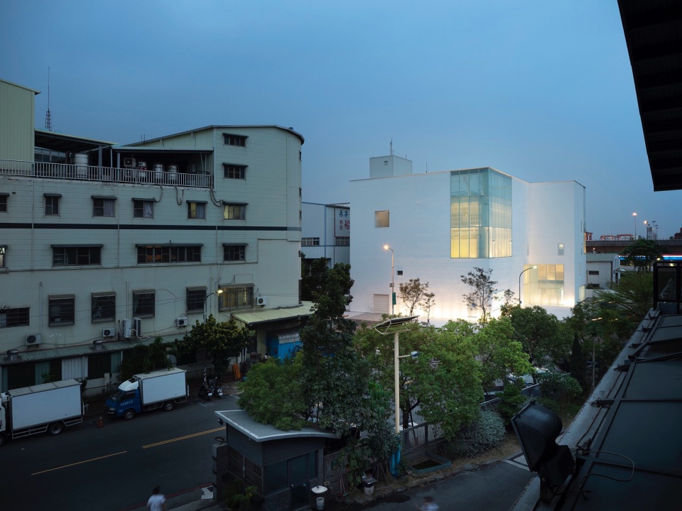 jolabn by chu chih kang space design