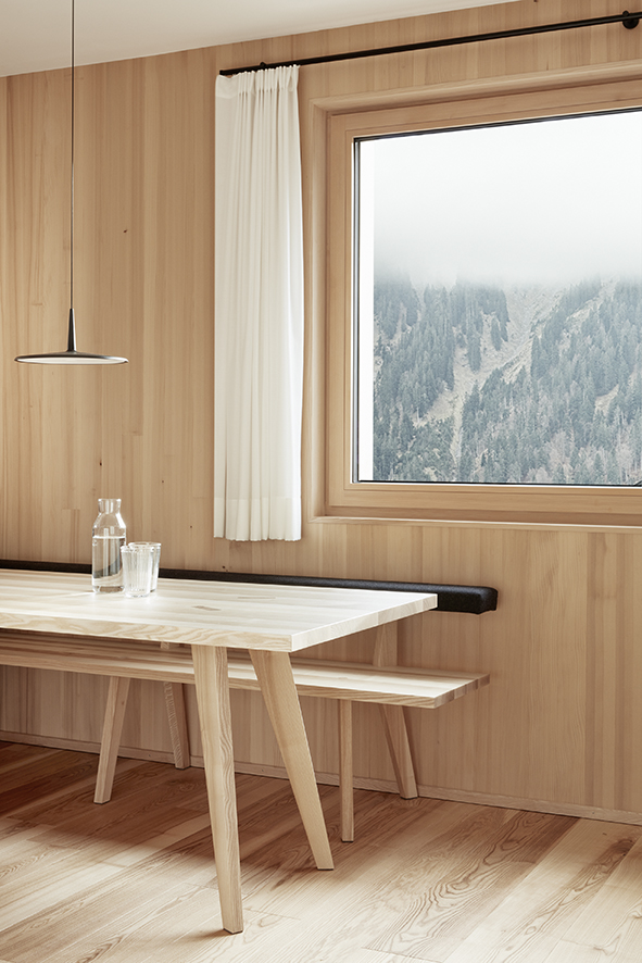 house lp by firm architekten