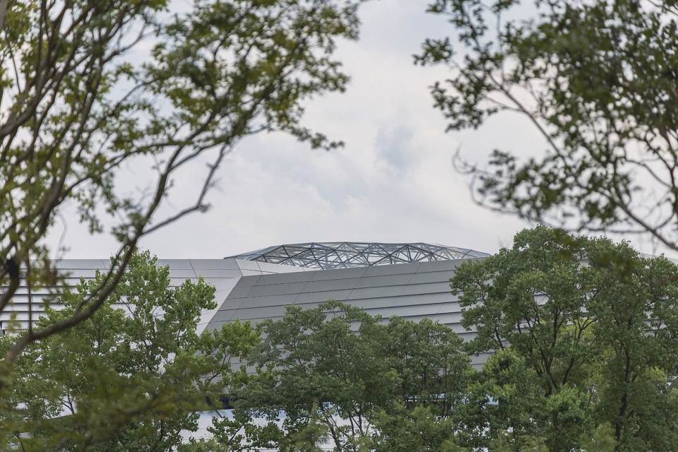 the cloud center by crox