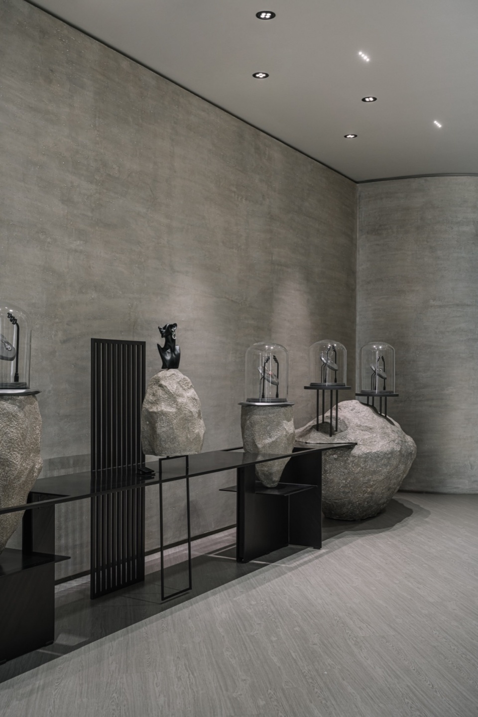 ZAURA Boutique R R Architects