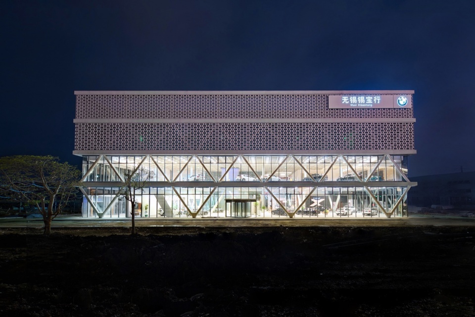 BMW Center Wuxi by FCJZ