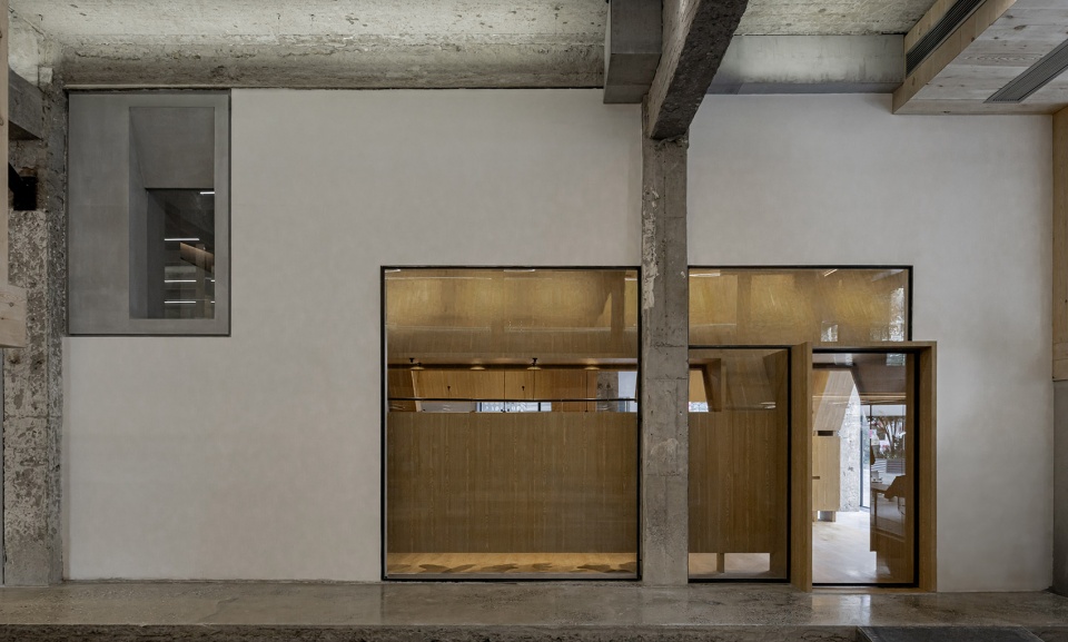 tires the gathring house by basistudio