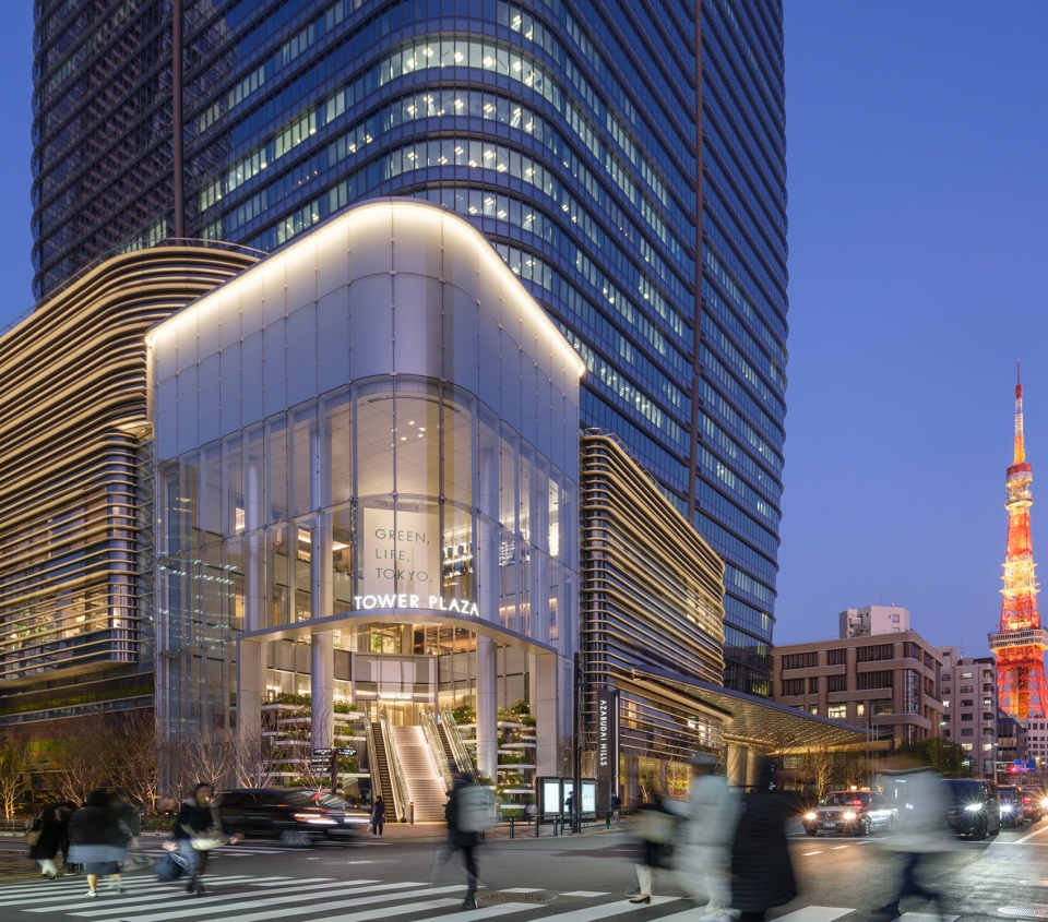 azabudai hills by pelli clarke partners