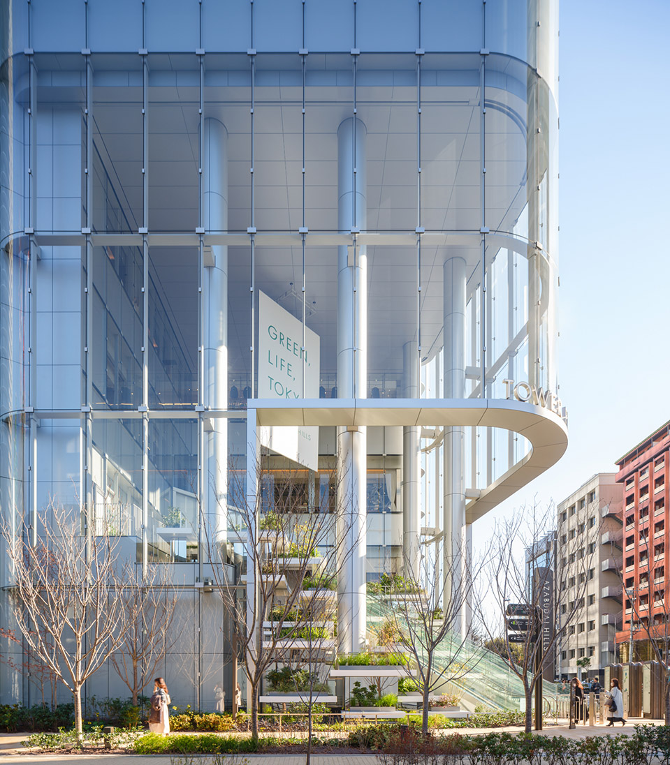 azabudai hills by pelli clarke partners