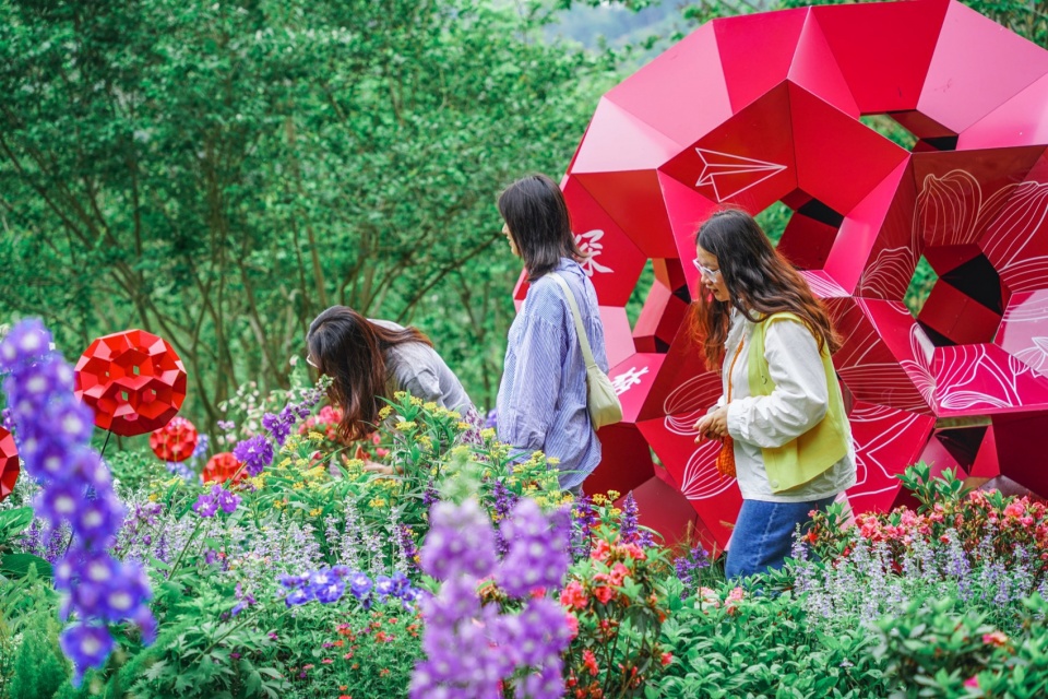 interactive audio visual garden shenzhen by school of architecture south china university of technology