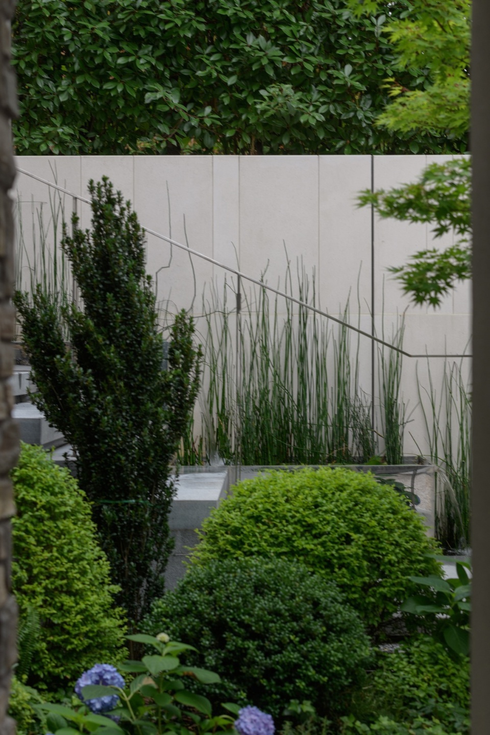 light picking courtyard by ds landscape architecture