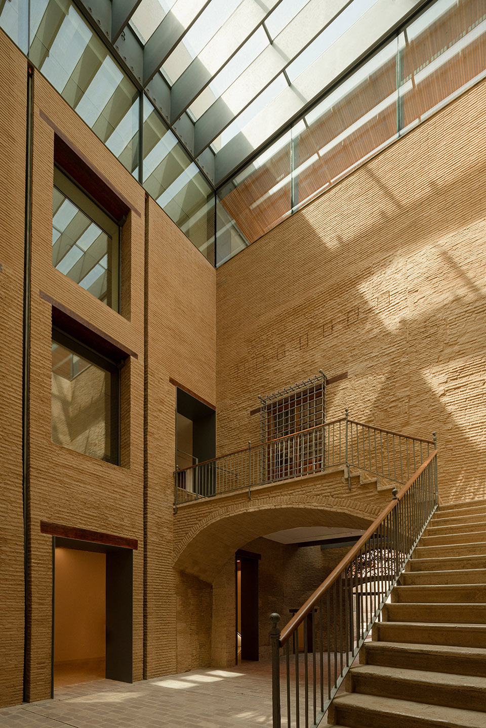 the hortensia herrero art centre by erre arquitectura