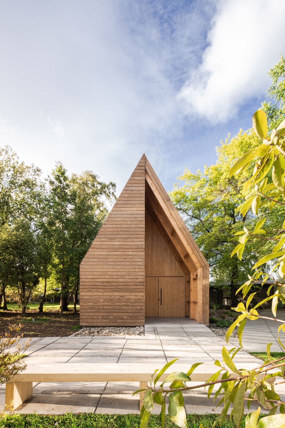 capilla clinica alemana osorno by am arquitectura