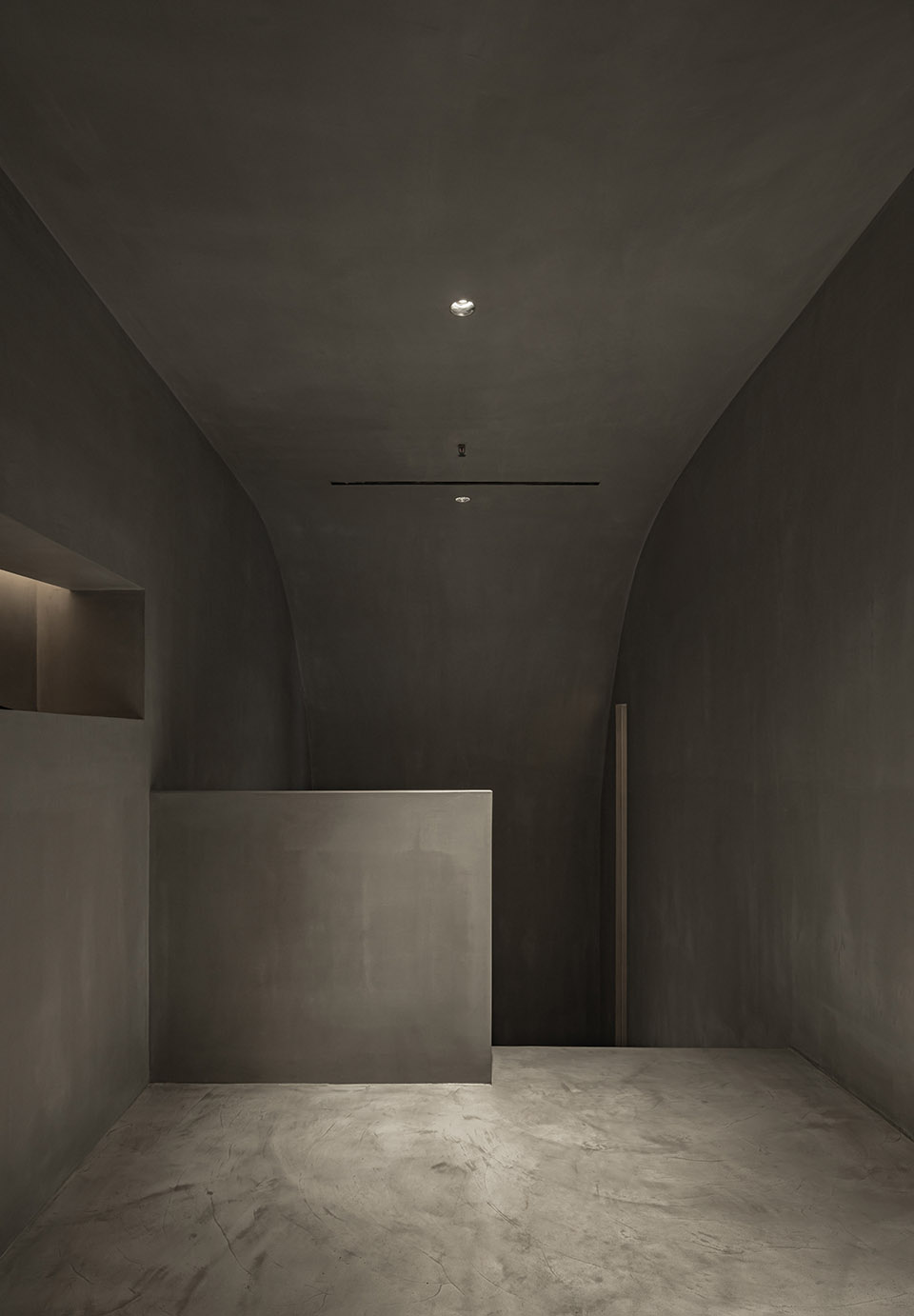 tires the gathring house by basistudio