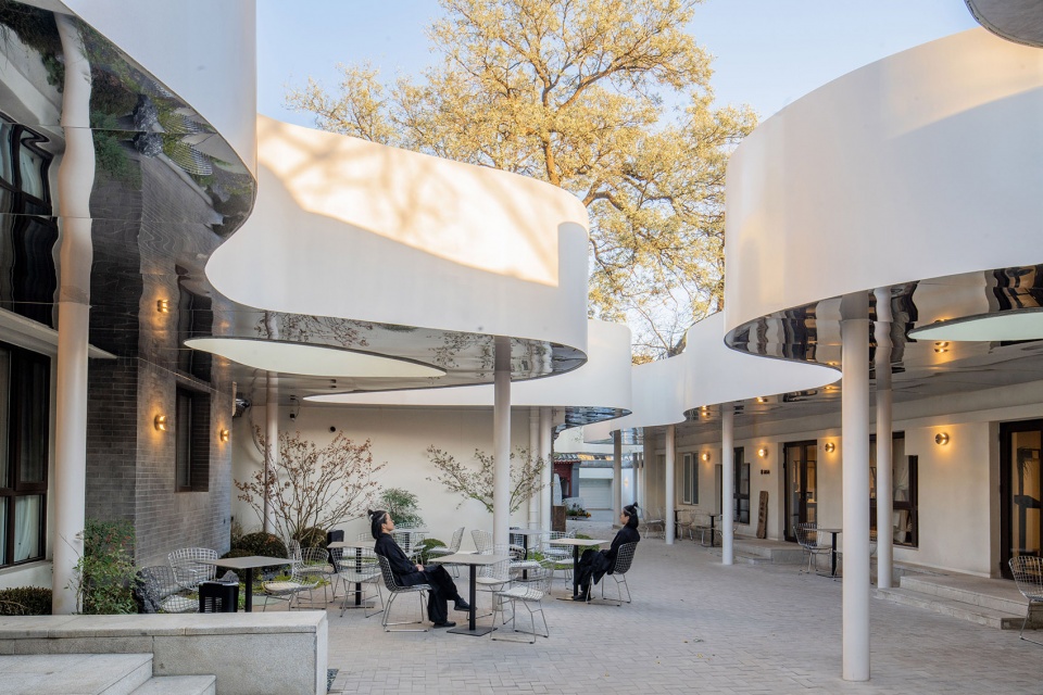 courtyard 35 a world apart by way studio
