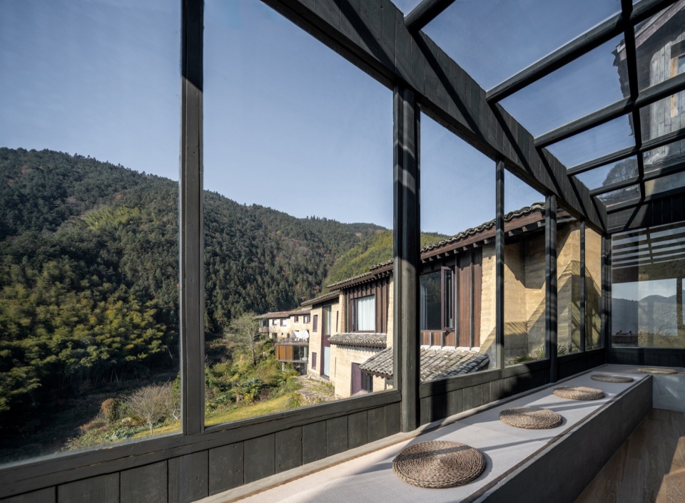 Songyang Stray Birds Art Hotel Meng Fanhao line studio