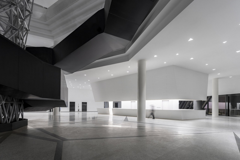 the cloud center by crox