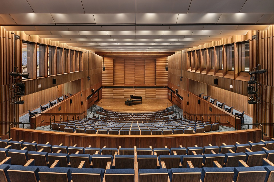 the johns hopkins university bloomberg center by rockwell group