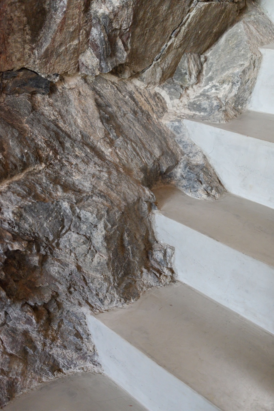 house in the stone by arq christian schlatter