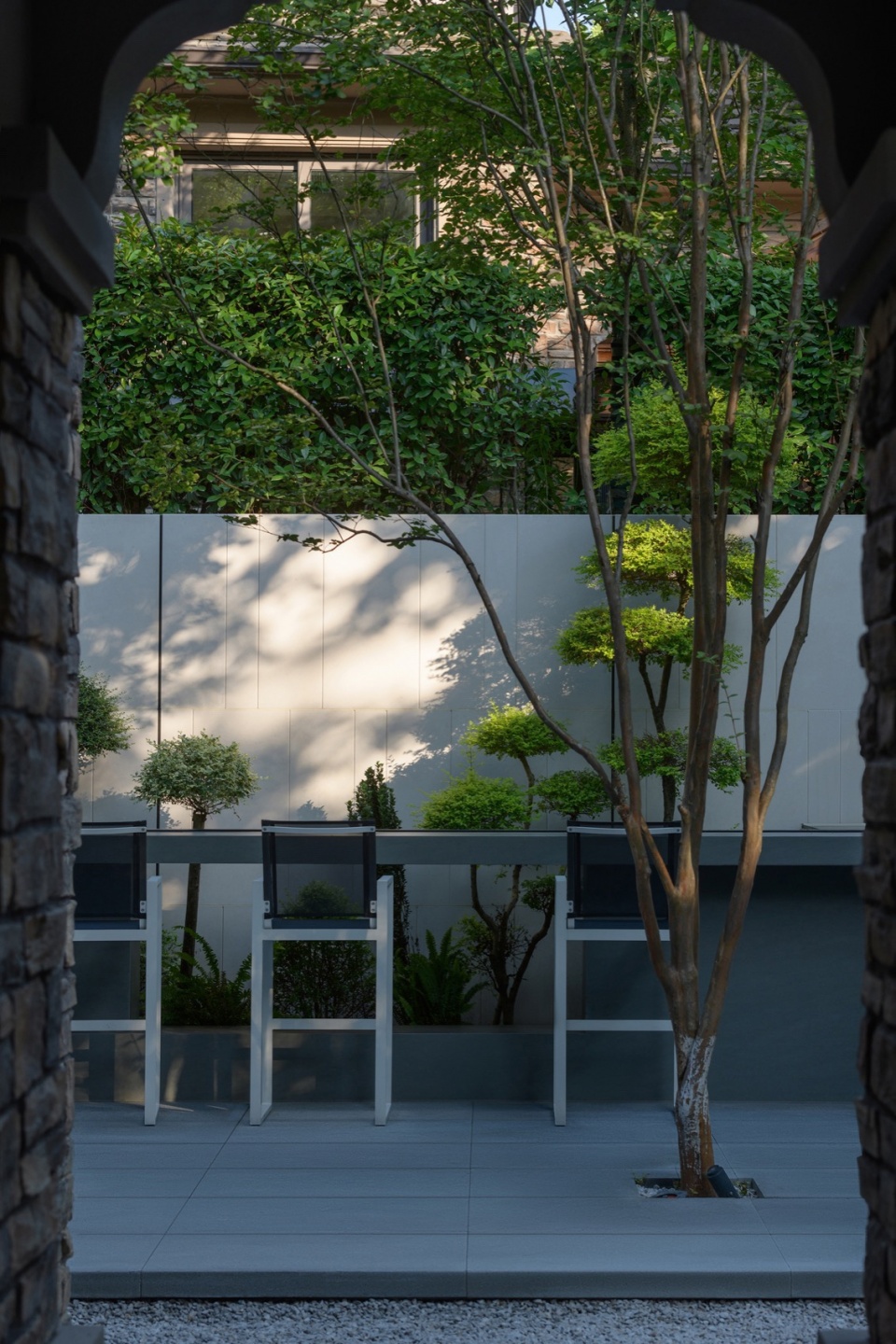 light picking courtyard by ds landscape architecture