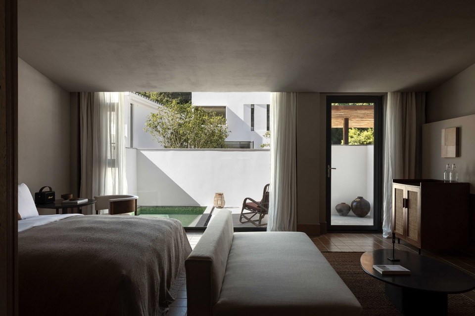 the joy of staying in sanyea forest retreat ii by fusion design