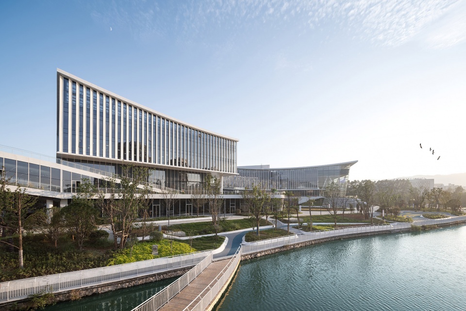 wenzhou high tech cultural square by tjad