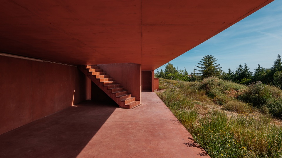 valley house by volume architecture lisbon studio