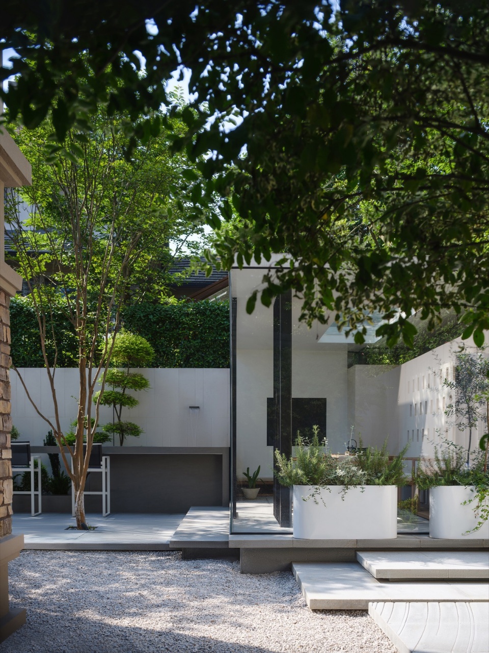 light picking courtyard by ds landscape architecture