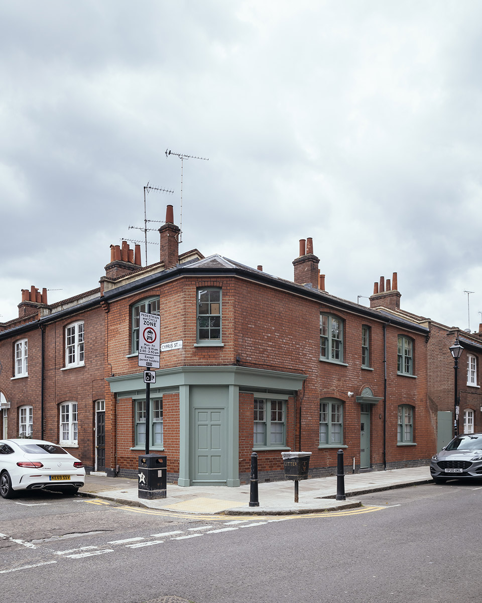 house for a doctor bethnal green by whittaker parsons