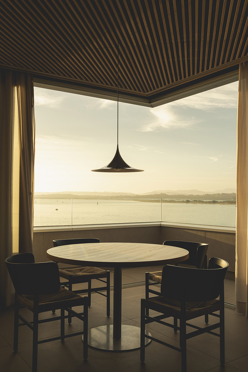 restaurant mmc by zooco estudio