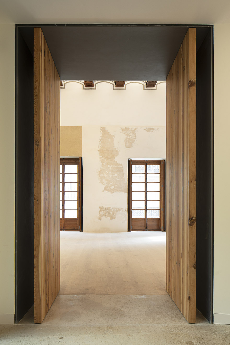the hortensia herrero art centre by erre arquitectura