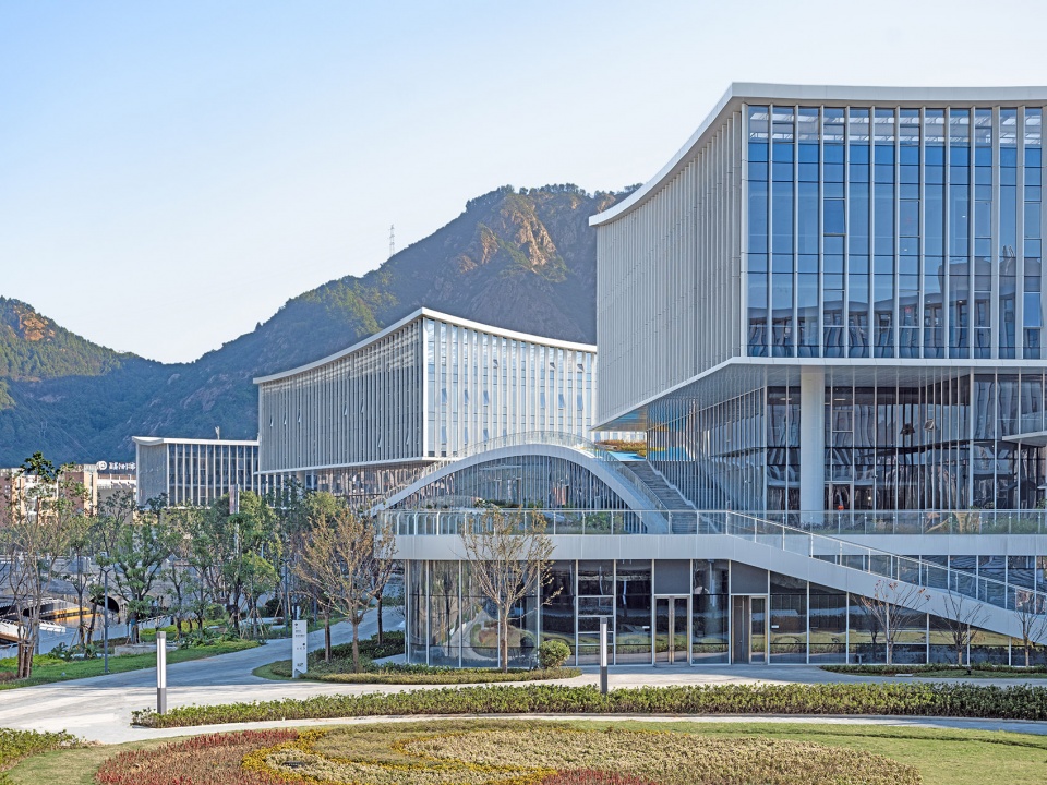 wenzhou high tech cultural square by tjad