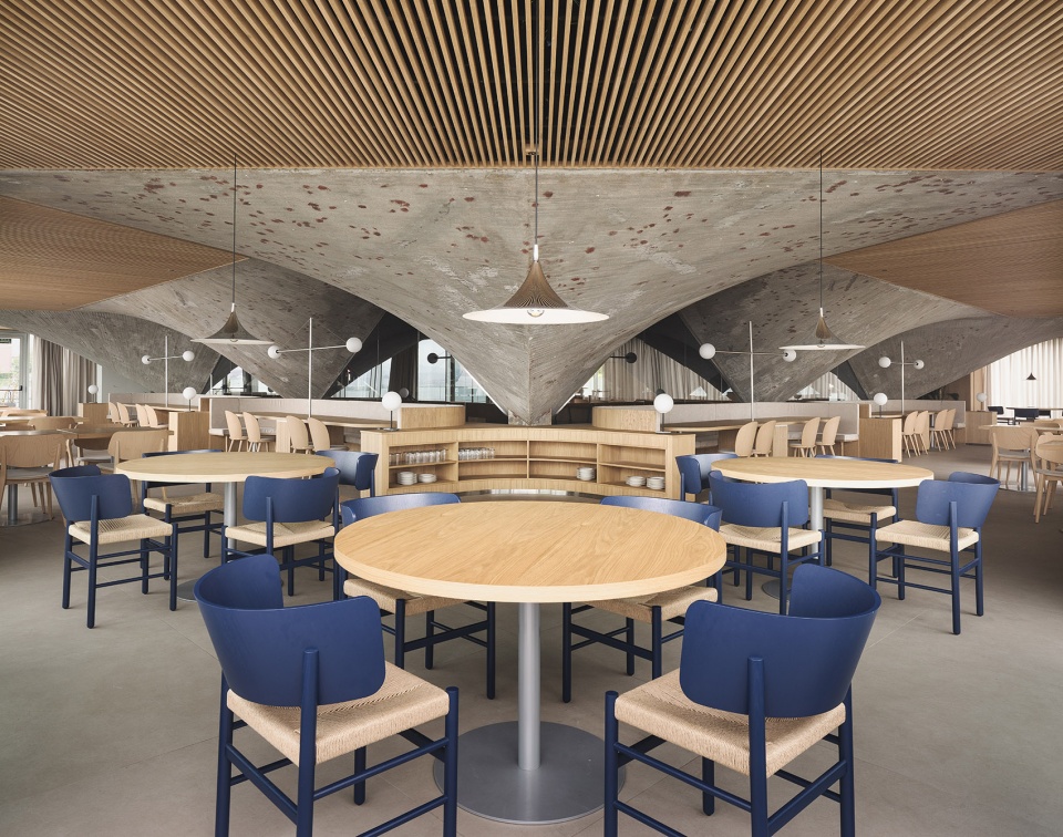restaurant mmc by zooco estudio
