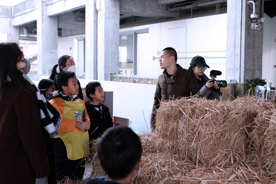 medi interlude preliminary practuce of contextual curation by dachuan