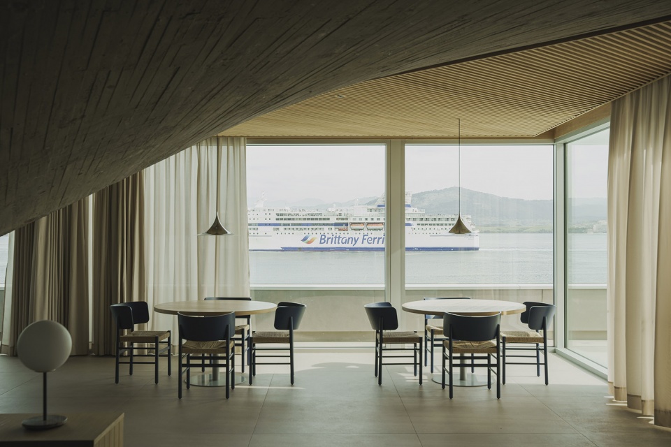 restaurant mmc by zooco estudio