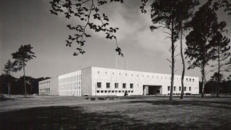 marga klompe building by powerhouse company