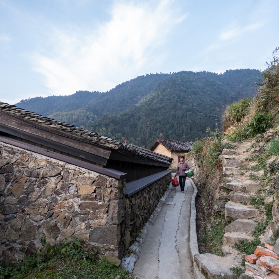 Songyang Stray Birds Art Hotel Meng Fanhao line studio